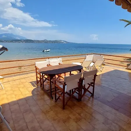 Alekos Houses-waters Edge Lixúri