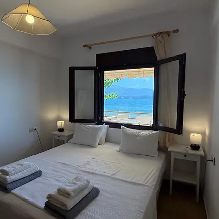 Alekos Houses-waters Edge Apartament *