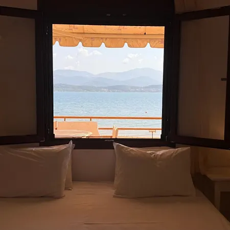 Alekos Houses-waters Edge Apartament