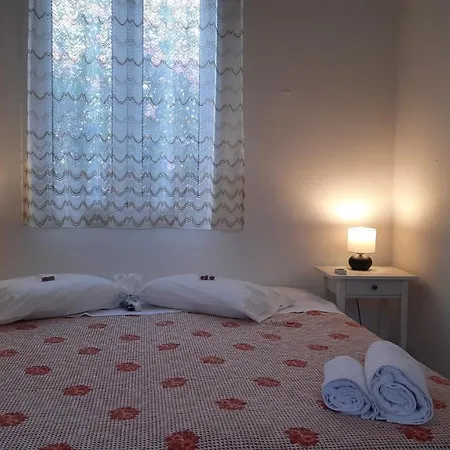 Lägenhet Alekos Houses-waters Edge *