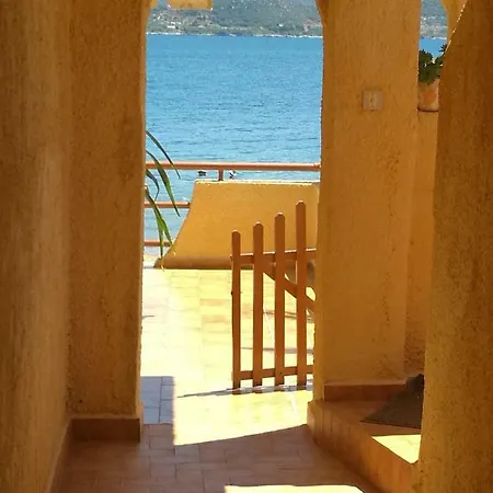 Alekos Houses-waters Edge Lägenhet